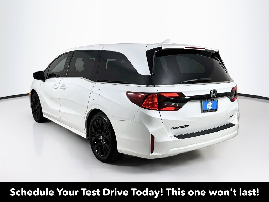 Used 2026 Honda Odyssey Sport-L image 6