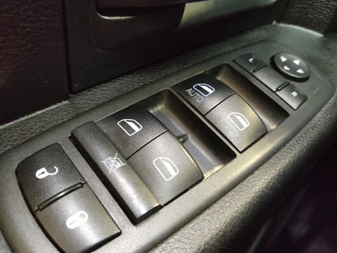 Used 2019 RAM 1500 Tradesman RWD image 27