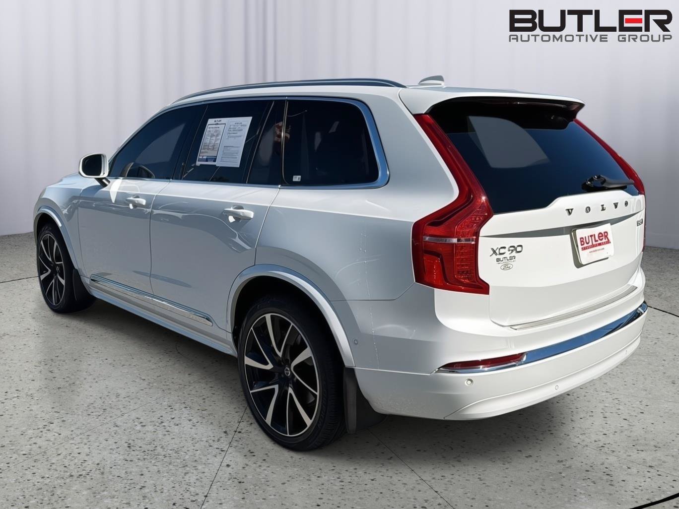 Used 2023 Volvo XC90 B6 Plus w/ Protection Package Premier AWD/4WD image 4