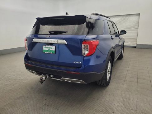 Used 2021 Ford Explorer XLT w/ Equipment Group 202A AWD/4WD image 7