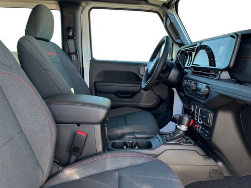 New 2026 Jeep Wrangler Rubicon image 24