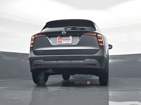 New 2026 Nissan Kicks S image 20