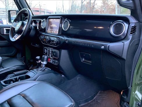 Used 2023 Jeep Wrangler Unlimited Rubicon 392 w/ Dual Top Group image 18