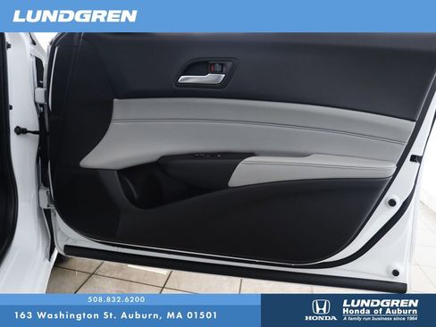 Used 2022 Acura ILX w/ Premium Package image 16