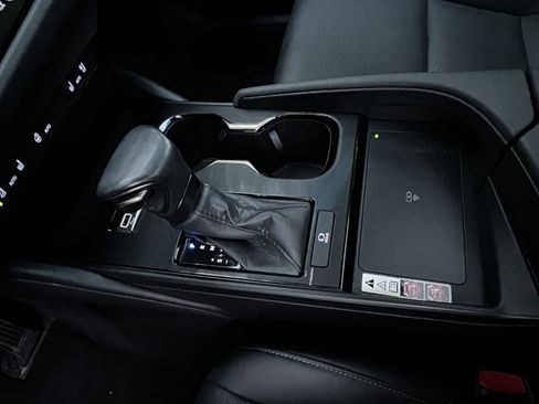 Used 2024 Lexus ES 350 w/ Premium Package image 27