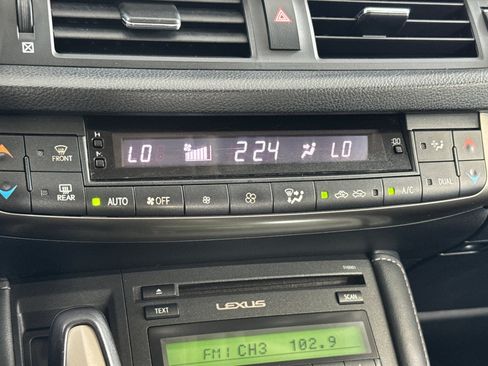 Used 2017 Lexus CT 200h w/ Accessory Package 2 FWD image 24