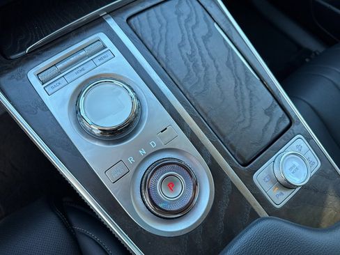 Used 2024 Genesis GV80 2.5T image 10