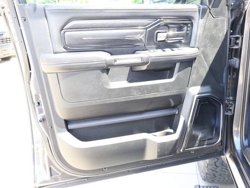 Used 2022 RAM 2500 Limited AWD/4WD image 12