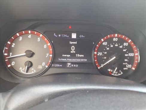 Used 2022 Nissan Frontier Pro-X image 31