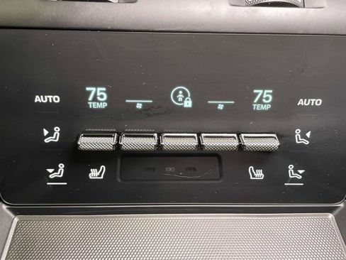 Used 2024 Porsche Panamera 4 image 25