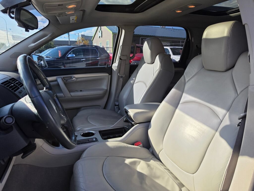 Used 2009 Saturn Outlook XE w/ Premium Trim Package AWD/4WD image 25
