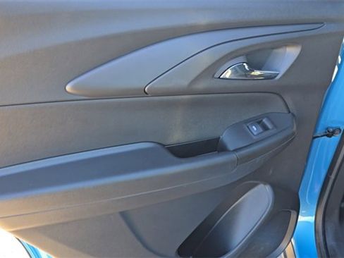 Used 2025 Chevrolet TrailBlazer ACTIV w/ Convenience Package image 15