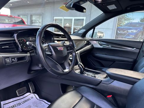 Used 2020 Cadillac XT6 Sport image 12