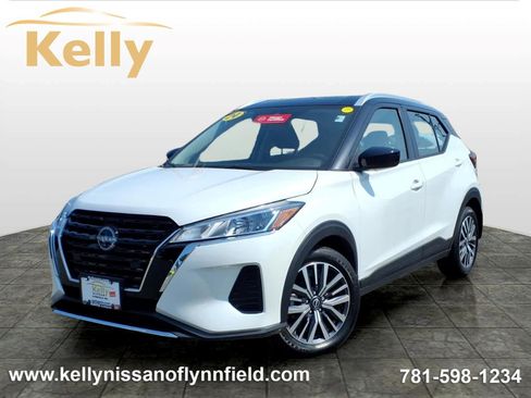 Certified 2024 Nissan Kicks SV FWD image 1