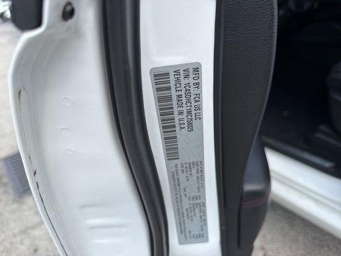 Used 2021 Dodge Durango R/T w/ Blacktop Package RWD image 8
