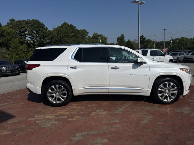 Used 2021 Chevrolet Traverse Premier w/ LPO, Floor Liner Package AWD/4WD image 37