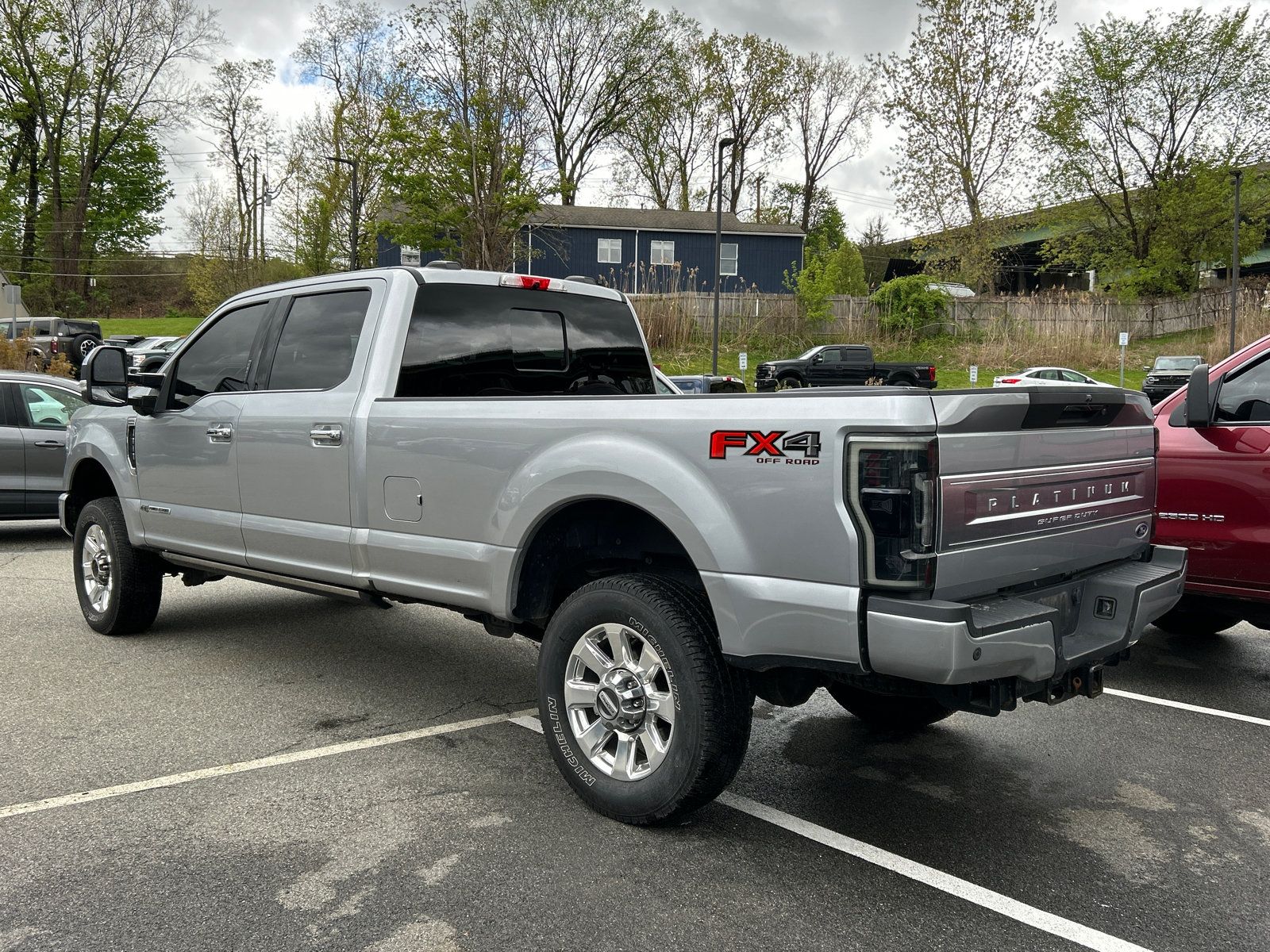 Used 2022 Ford F350 Platinum AWD/4WD image 3
