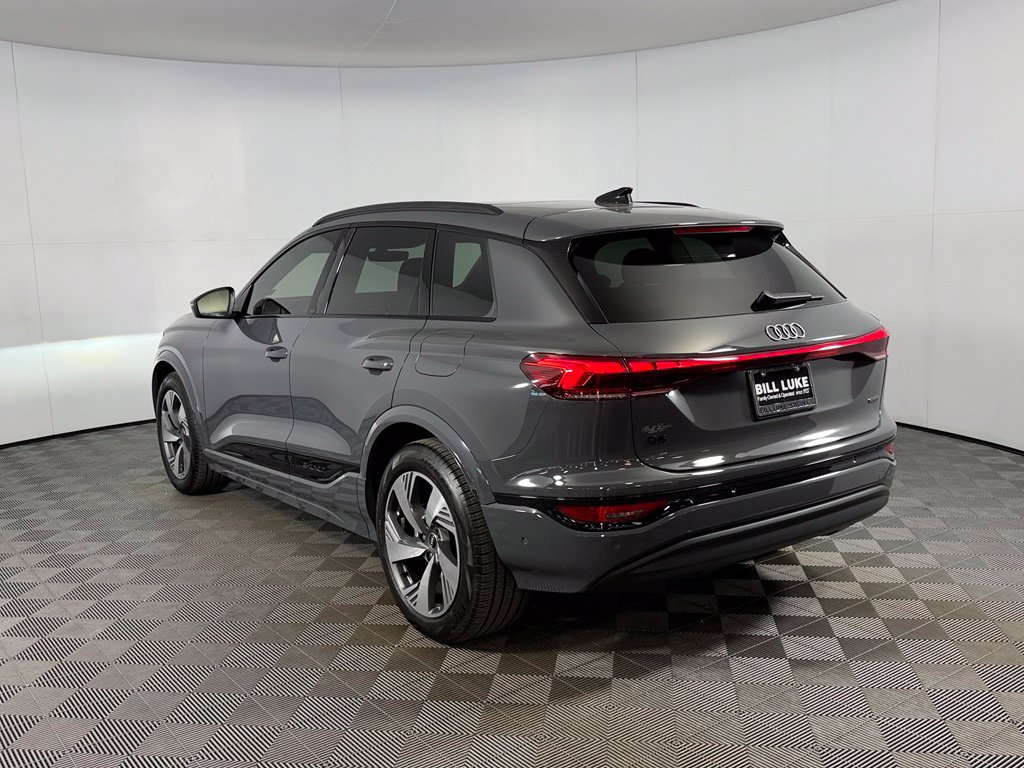 Used 2025 Audi Q6 e-tron Prestige w/ 20" Wheel Package AWD/4WD image 10