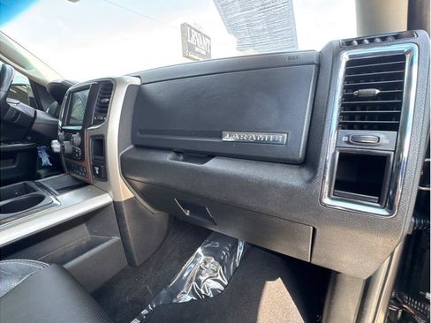 Used 2014 RAM 1500 Laramie w/ Convenience Group AWD/4WD image 33