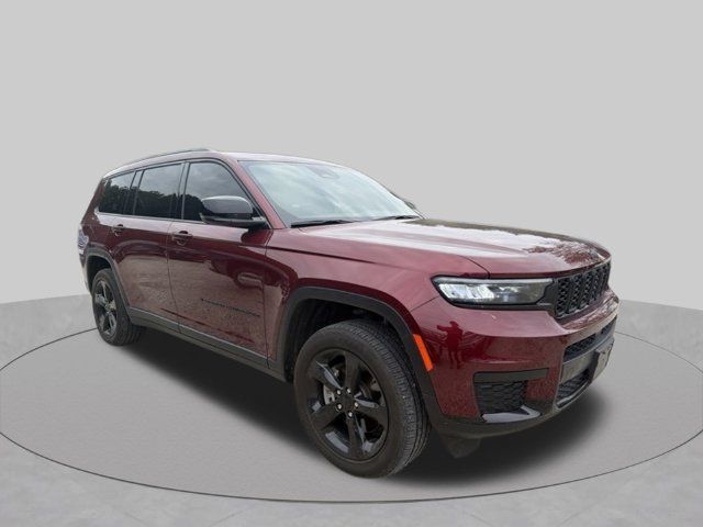 Used 2024 Jeep Grand Cherokee L Altitude AWD/4WD image 6