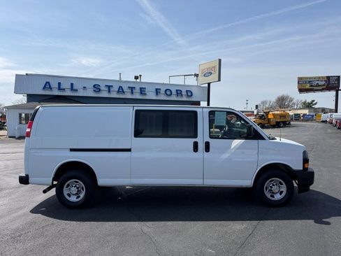 Used 2020 Chevrolet Express 2500 Extended w/ Driver Convenience Package RWD image 8
