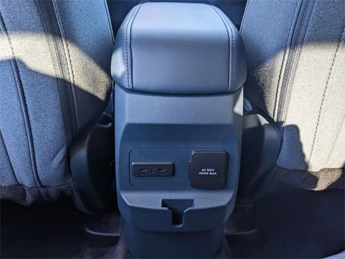 New 2025 Ford Maverick XLT w/ XLT Luxury Package image 13