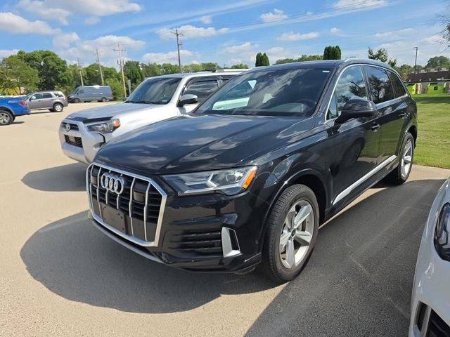 Certified 2023 Audi Q7 2.0T Premium w/ Convenience Package AWD/4WD image 3