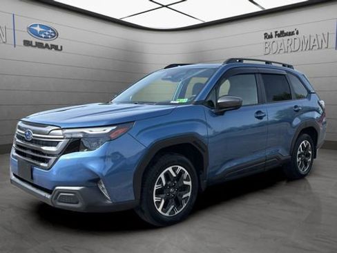 Used 2025 Subaru Forester Premium AWD/4WD image 10