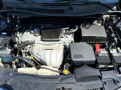 Used 2014 Toyota Camry LE image 36