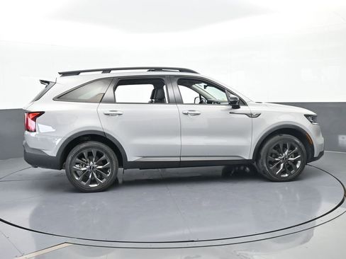 Used 2023 Kia Sorento X-Line EX image 7