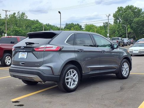 Used 2024 Ford Edge SEL AWD/4WD image 2