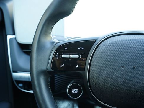 Used 2025 Hyundai Ioniq 5 SEL image 25