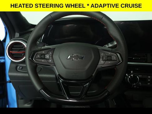New 2026 Chevrolet Trax RS w/ Sunroof Package FWD image 5