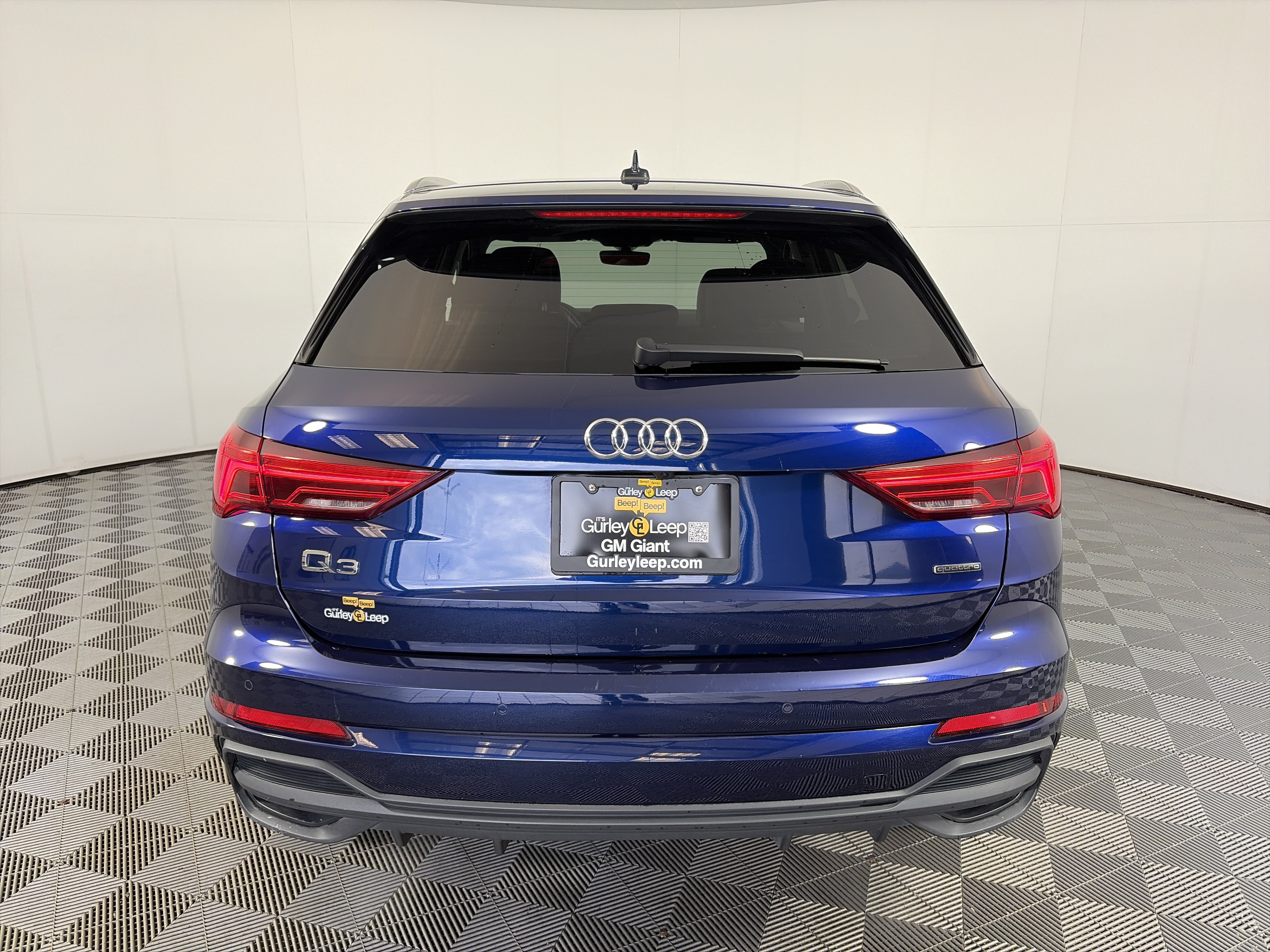 Used 2025 Audi Q3 2.0T Premium AWD/4WD image 9