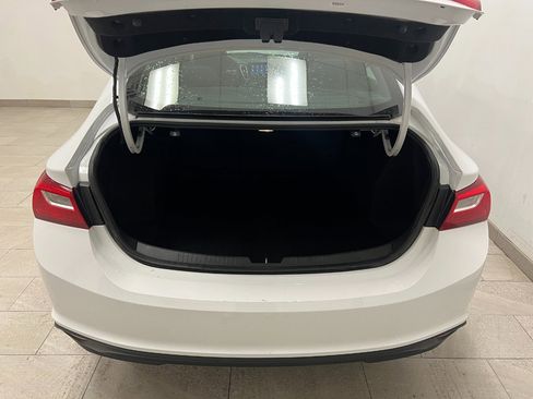 Used 2023 Chevrolet Malibu LT image 17