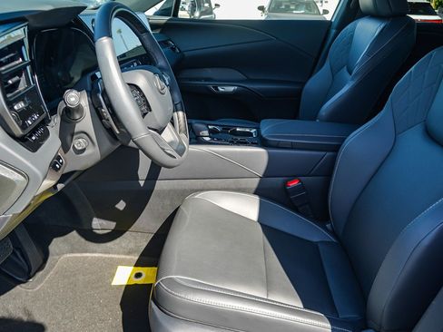 Used 2025 Lexus RX 350h w/ Convenience Package AWD/4WD image 21