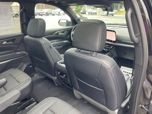 Used 2026 Chevrolet Traverse High Country w/ LPO, Floor Liner Package AWD/4WD image 41