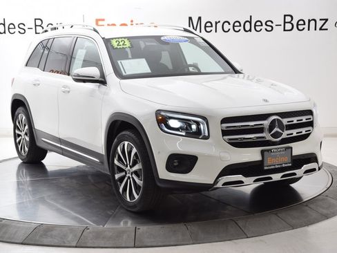 Used 2022 Mercedes-Benz GLB 250 4MATIC image 8