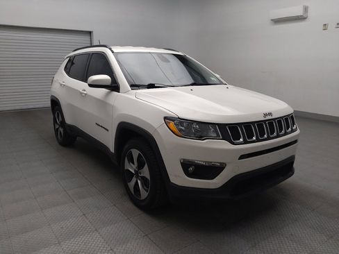 Used 2018 Jeep Compass Latitude w/ Popular Equipment Group image 13