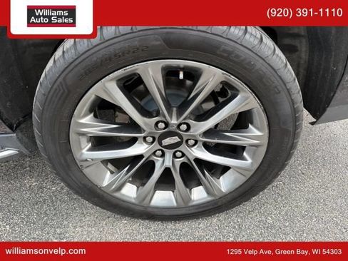 Used 2020 Cadillac Escalade ESV Luxury w/ Escalade Sport Edition AWD/4WD image 31