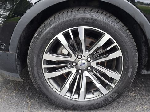Used 2016 Ford Explorer Platinum AWD/4WD image 10