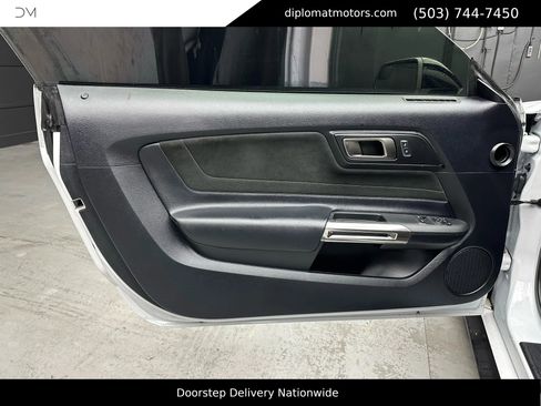 Used 2017 Ford Mustang Shelby GT350 image 30