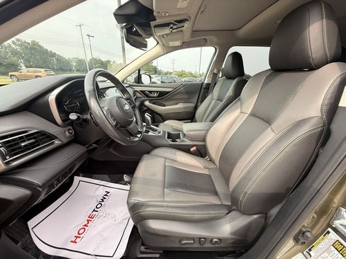 Used 2025 Subaru Outback Onyx Edition AWD/4WD image 14