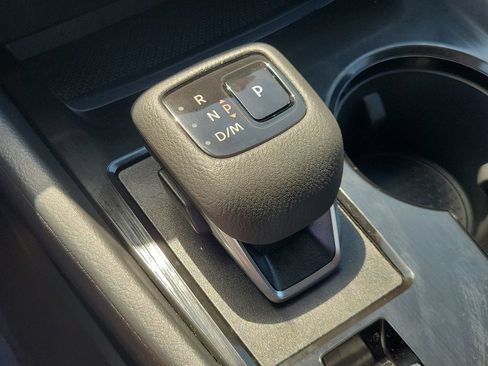Used 2026 Nissan Rogue SV FWD image 27