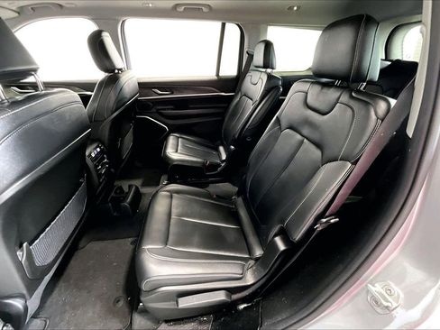 Used 2023 Jeep Grand Cherokee L Limited image 24