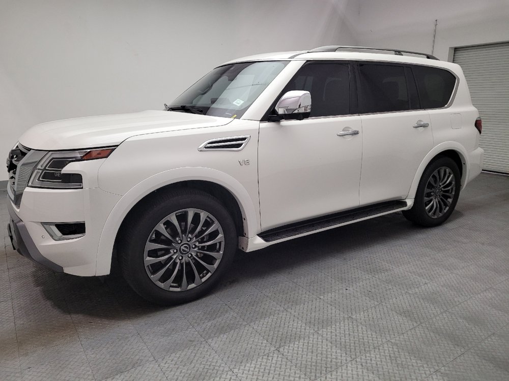 Used 2021 Nissan Armada Platinum w/ Captain's Chairs Package RWD image 2