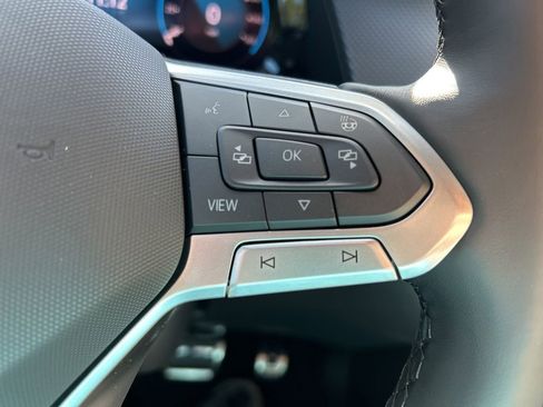 New 2026 Volkswagen Atlas Cross Sport SEL Premium R-Line image 28