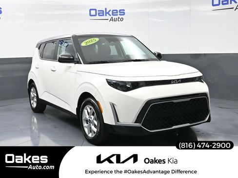 New 2025 Kia Soul S image 1