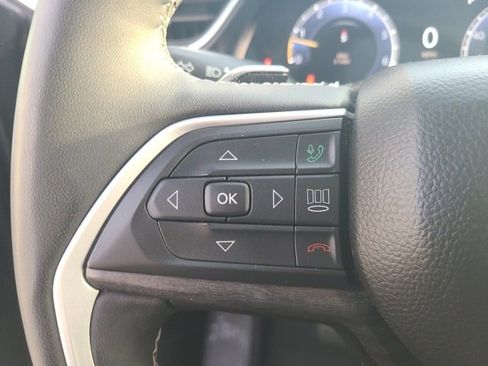 Used 2023 Jeep Grand Cherokee L Limited image 21