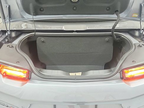 Used 2022 Chevrolet Camaro ZL1 RWD image 22